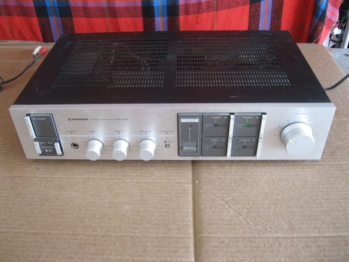 Working vintage pioneer stereo - working,